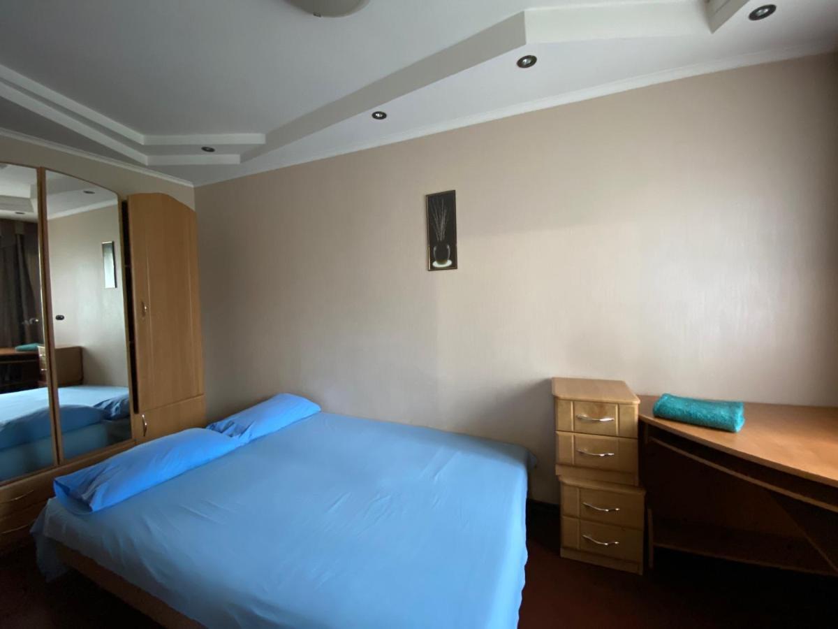 2-Bedroom Apartment Most City Center Area Dnipro Exterior photo